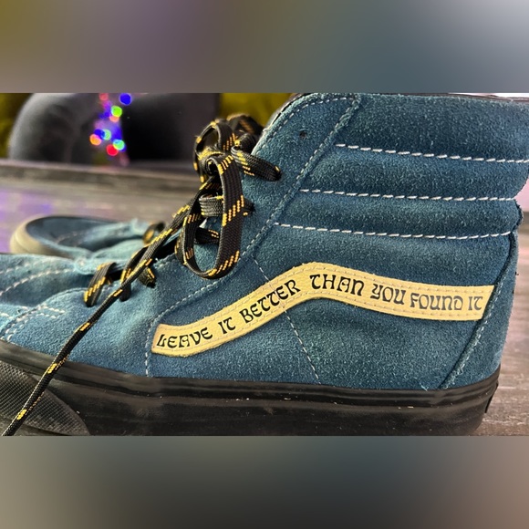 VANS Sk8  “Leave the World better than you found it “ suede high tops. Men 6.5 - Picture 6 of 9